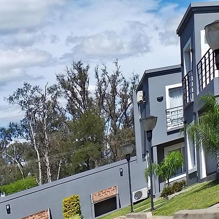 Las Toscas Apart Curuzu Cuatia Exterior foto
